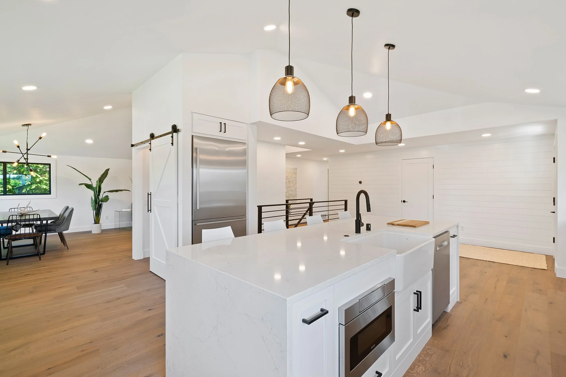 Rénovation intérieure d’un appartement avec finitions soignées